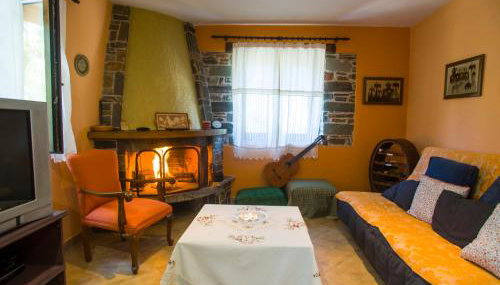 Iris' Traditional Stone House - Foto 2