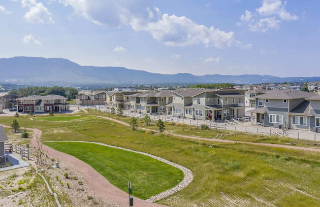 3BD Modern Home Close to Usafa - Foto 34