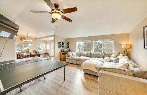 Walk to Marina Harrison Cabin with Lake View! - Foto 4