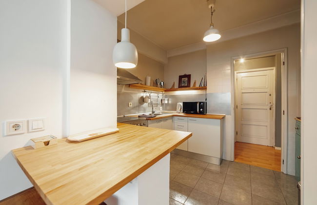 Sunny & Bright Duplex by Vacationy - Foto 3