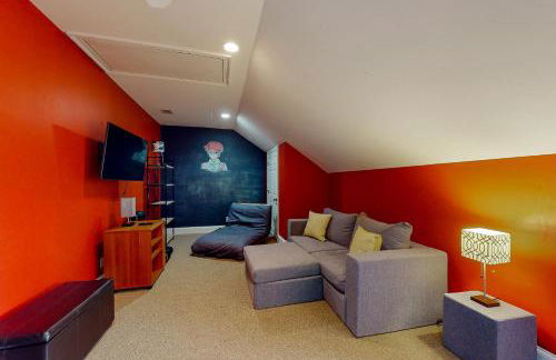 Fantastic getaway with private pool, deck, game room, AC & fast WiFi - Foto 13