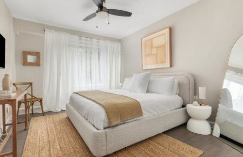 The Morgan - Refined 2BR King Suite with Free Parking - Foto 10