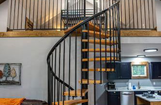 Sunset Views & Mountain Getaway, 4 Min to Downtown - Foto 15