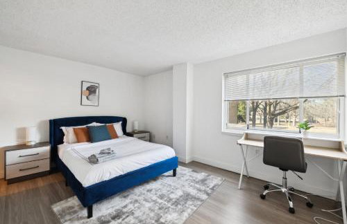 Legacy at Imperial Village 201 I 2 Bed 2 Bath - Foto 1