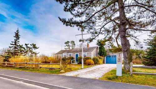1 Mi to Beach! Family-Friendly Nantucket Retreat - Foto 2