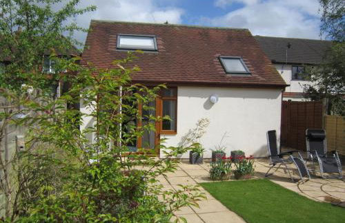 Temeside Garden House - Photo 10