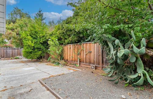 35674 - Newark Family-Friendly 4BR 3BA Retreat - Foto 33