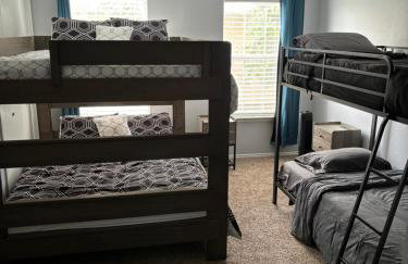 Hosting Nightly Nestings - Foto 1