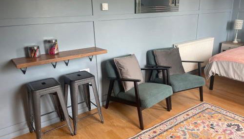 Willow Lodge 2 - Photo 3