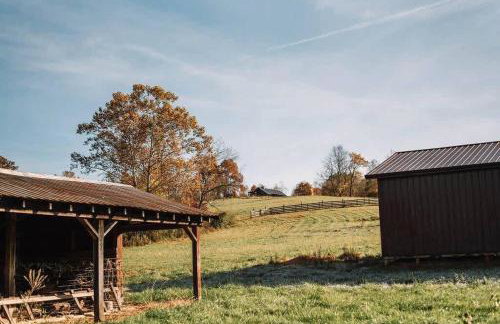 Majestic Home in Hocking wPool Jacuzzi Basketball - Foto 50