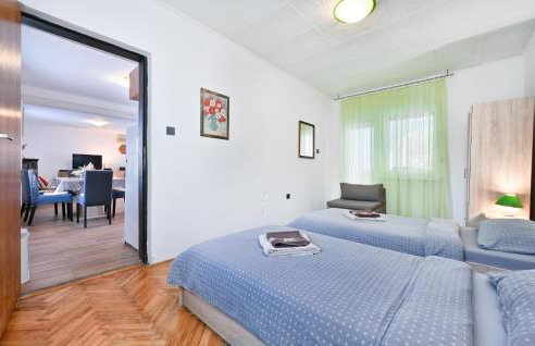 Amazing Home In Ivanska With Kitchen - Foto 29