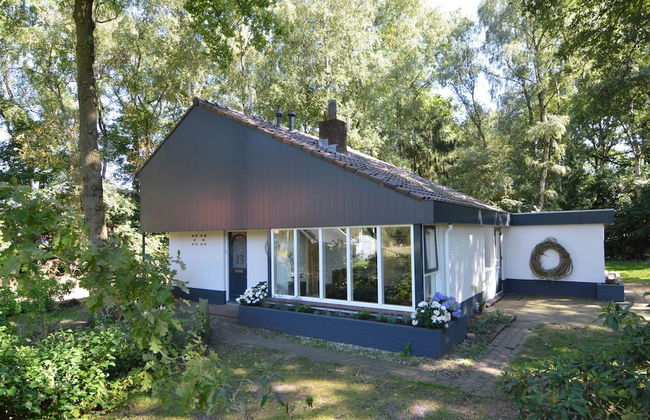 Holiday Home in Haaksbergen by Lake - Photo 23