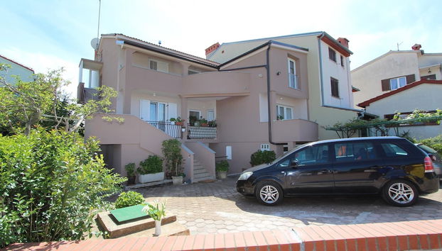 Apartments Eni - Foto 2, Entrada interior