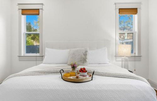 Design-Forward New Build 3BR2BA Seminole Heights - Foto 30