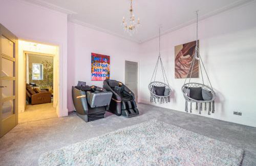 Spacious 6 Bedroom Escape with Hot Tub, Games Room & Karaoke in Yorkshire - Foto 64