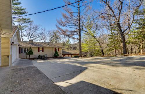 Family Home with Private Dock on Lake of the Ozarks! - Foto 37