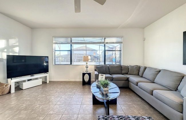 5 Bed South Facing Pool Close to Disney - Foto 3