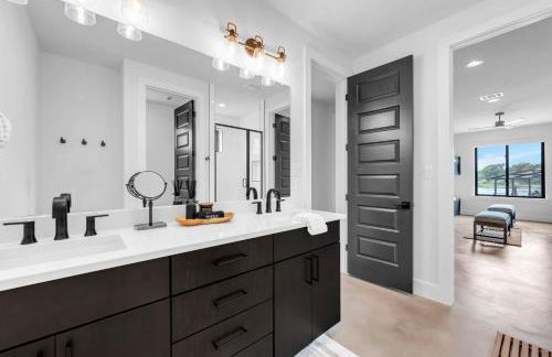 The Escape at 212 with Concierge Services - Foto 45