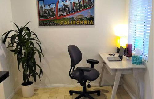 Stylish 4 Bedroom Home Near Venice Beach with Backyard BBQ - Foto 11