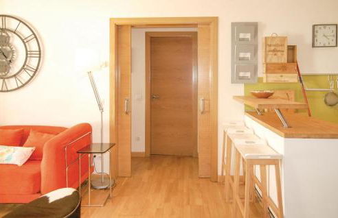2 Bedroom Stunning Apartment In Llanes - Foto 9