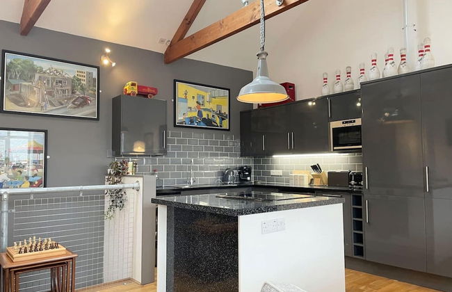 Stylish Tasteful 2bed 2bath Central Townhouse - Foto 1