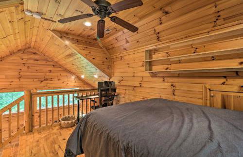Cozy Boone Cabin with Deck Close to Downtown! - Foto 17