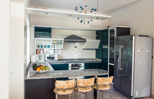 Villa Piano with Stunning View, heated outdoor pool & gaming room - Foto 10