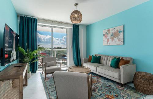 Resort-Style 1 Bed Condo with Pool Parking Rooftop & Gym - Foto 8