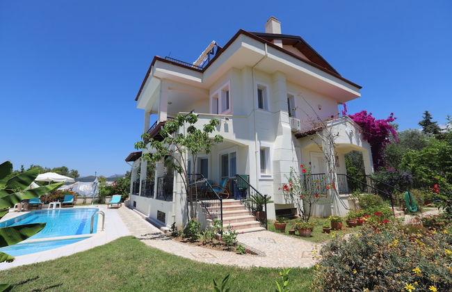 Villa Ruya,with Swimming Pool & Stunning sea Views - Photo 1
