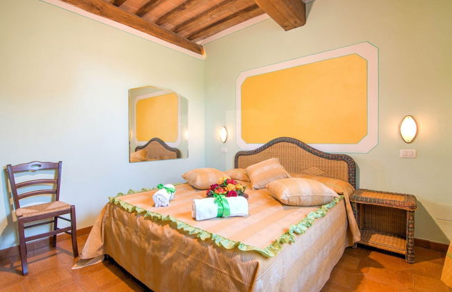 Belvilla by OYO Large Farmhouse With Pool - Foto 18