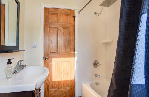 Canal-Front Waterford Apartment on Hudson River - Foto 15