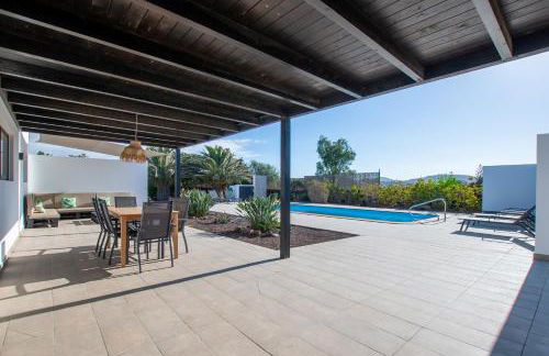 Heated & Shared Pool VILLA MATRIANA 36A, North Shore Villas - Foto 10