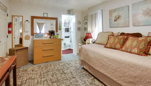 6 Mi to Palm Beach Studio with Pool Access! - Foto 5