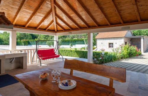 Villa Paradiso - Photo 19