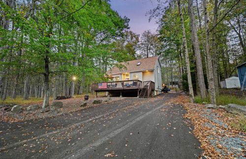 Pocono Lake Escape, includes Golf Cart, Firepit - Foto 52