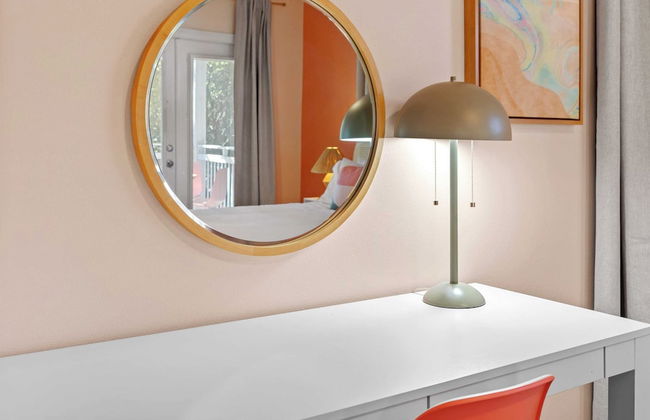 Steps to Beach! Arcade Game Room, Pool + Hot Tub Calico Scallop by Avantstay - Foto 26