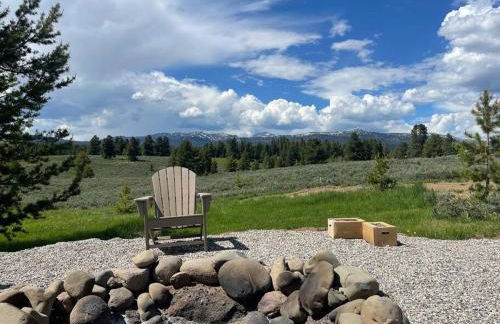 3505 Joseph Dr Cabin with breathtaking views, 30 miles to Yellowstone - Photo 10