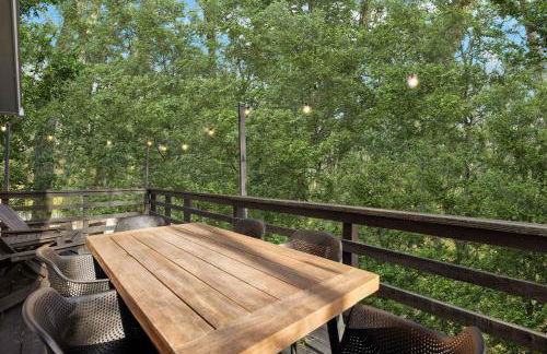 Fireplace Grill Games & Dogs near Bryce Resort - Photo 3