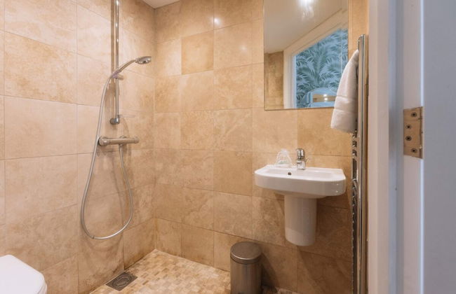 Gorgeous & Centrally Located 2BD Flat, Manchester! - Foto 15