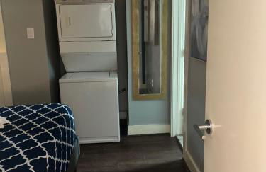 Chic & Cozy 1-bedroom Apartment with Free Parking - Foto 3