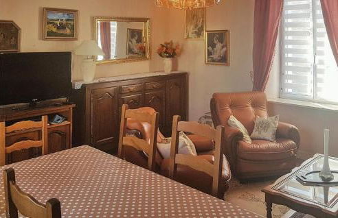 2 Bedroom Nice Home In Plonevez Porzay - Foto 8