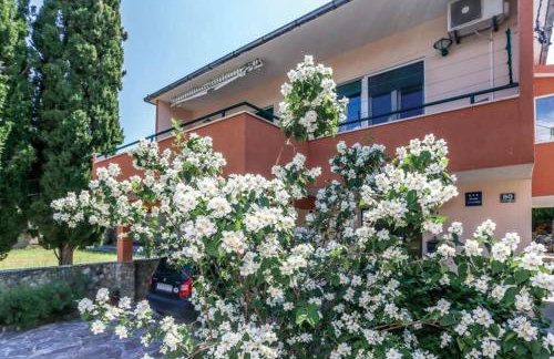 Holiday House near Split with heated pool - Photo 41