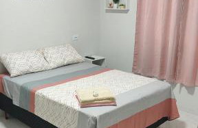 Quarto Casal Com AR Condicionado e Banheiro Privativo - Foto 5