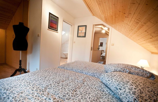 Modern Holiday Home in Stavelot With Fireplace - Photo 6