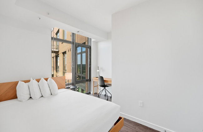 Placemakr Marymount Ballston - Photo 65