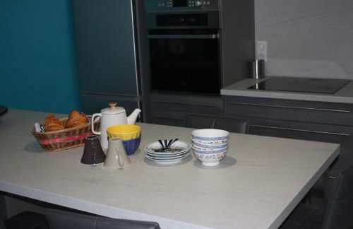 Maison du port, à 100 m de la mer jusqu'à 9 personnes - Foto 4