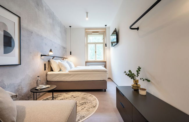 HONEST Karlín - Foto 2