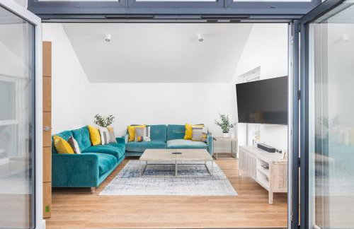 Waves Falmouth-hot tub games room very close to Swanpool beach and Falmouth GC - Foto 2