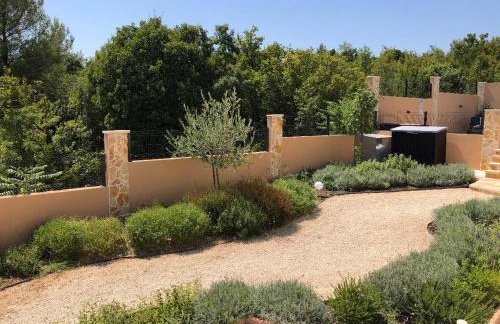 Villa Mir Pridraga - Photo 32