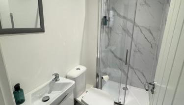 Glenariff Forest Evergreen Lodge - Foto 4, towels, Shower